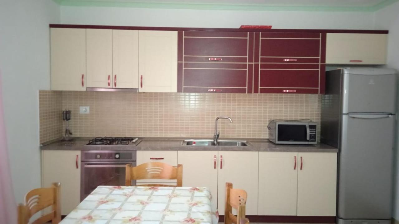 Vila Demo Vlorë Εξωτερικό φωτογραφία